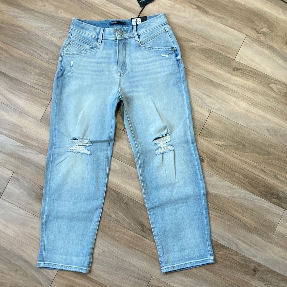 Simply Vera Vera Wang jean boyfriend crop jean distressed w authentic stretch 2